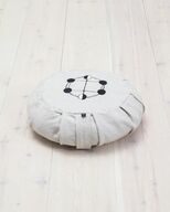 Yogiraj Meditation Round by Ann Ringstrand- meditaatiotyyny (Beige Melange with Embroidery)